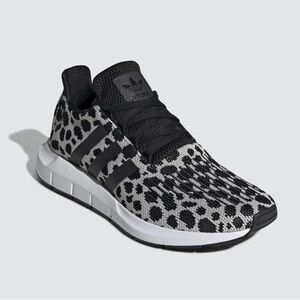 Like new adidas originals swift run shoes